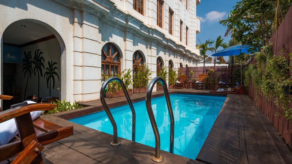 Sun Inns Hotel Сиемрип Экстерьер фото